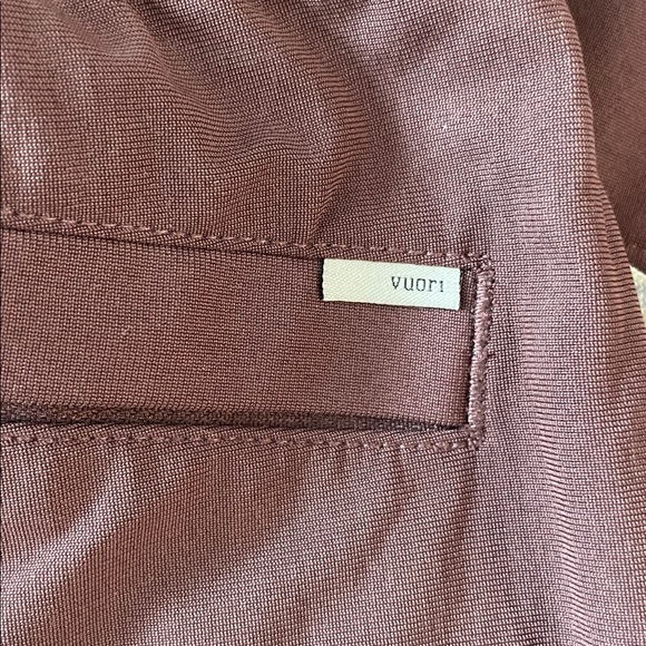 Vuori Meta Joggers in Chestnut color - Picture 2 of 4